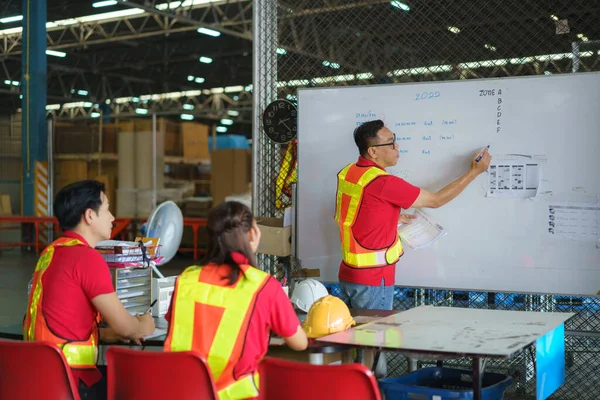 Team Leader Dispatcher Technician Training Supervisors Engineers Morning Meeting Work — Stockfoto