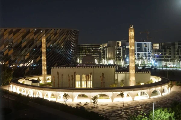 Dubai Deki Gece Camii Aydınlandı — Stok fotoğraf