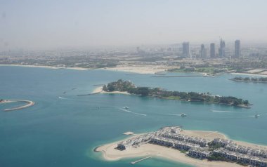 Dubai, Birleşik Arap Emirlikleri, 18 Ekim 2021: Dubai 'nin panoramik manzarası, Birleşik Arap Emirlikleri.