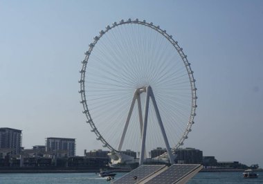 Dubai, Birleşik Arap Emirlikleri, 18 Ekim 2021: Dubai 'deki en büyük dönme dolap, Birleşik Arap Emirlikleri.