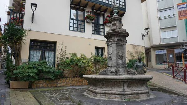 Zumaia Guipzcoa Baskenland Spanje Oktober 2021 Oude Stenen Fontein Stad — Stockfoto