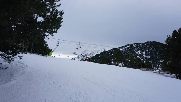 Imágenes Nevadas Las Montañas Pistas Esquí Andorra Diciembre 2021 — Foto de Stock