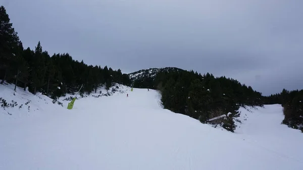Verschneite Landschaft Der Skipisten Und Berge Von Grandvalira Andorra — Stockfoto