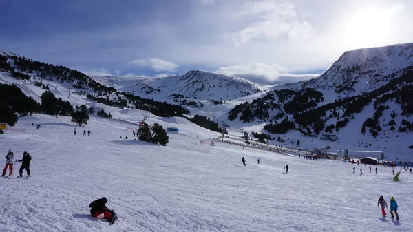 Grandvalira Andorra December 2021 Snöigt Landskap Grandvaliras Skidbackar Andorra — Stockfoto
