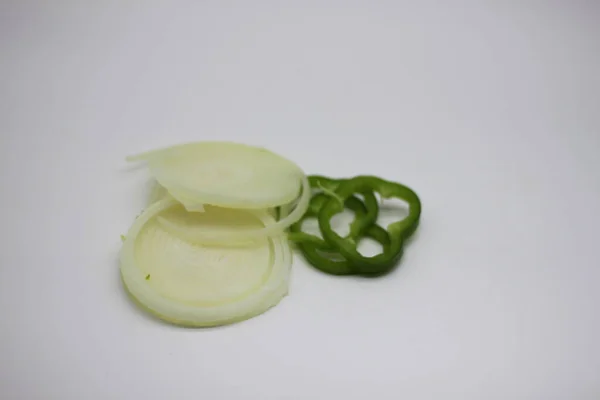 Onion Bell Pepper Slices Isolated White Background — Stock Photo, Image