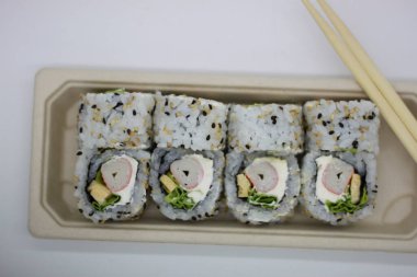 Beyaz backgraund üzerinde shusi fotoğrafı