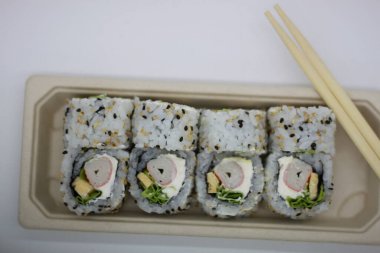 Beyaz backgraund üzerinde shusi fotoğrafı