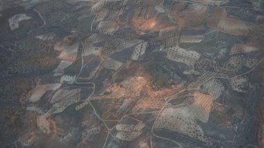 İspanya 'da Madrid havaalanı yakınlarındaki kırsal alanların havadan görüntüsü