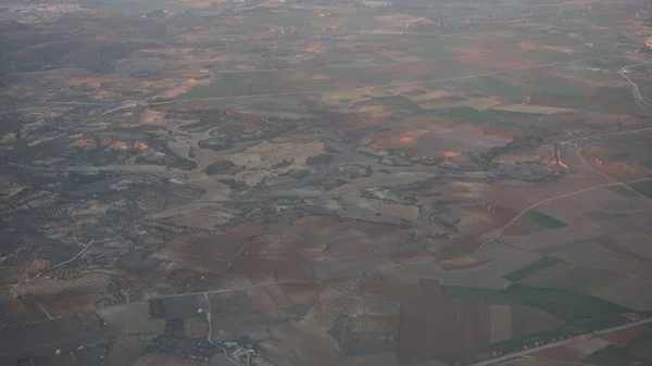 スペインのマドリード空港近くの田園風景 — ストック写真