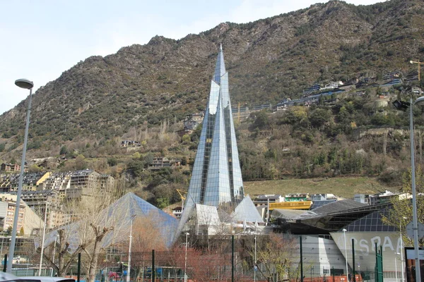 Andorra la Vella 'daki Caldea Spa' nın modern binası