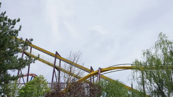 Madrid 'deki bir eğlence parkının görüntüleri