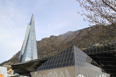 11 Nisan 2022: Escaldes, Andorra 'da Caldea Termal Spa.