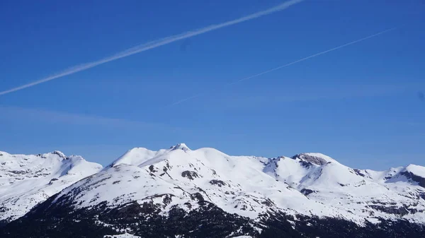 Krajobrazy Ośrodka Narciarskiego Grandvalira Pirenejach Andorze Słoneczny Dzień Kwietnia — Zdjęcie stockowe