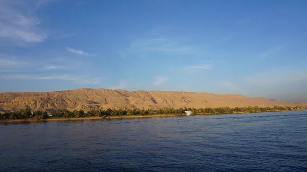 Landscape Nile Shore Boat Egypt — Stock Photo, Image