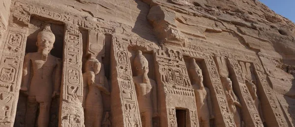Храм Цариці Нефертарі Абу Сімбел Єгипет Африка — стокове фото