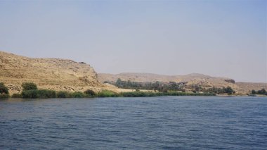 Mısır 'daki Nil Nehri kıyılarının manzarası