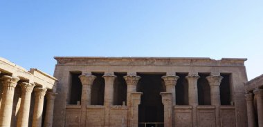 Edfu, Mısır 'daki tanrı Horus' un tapınağı.