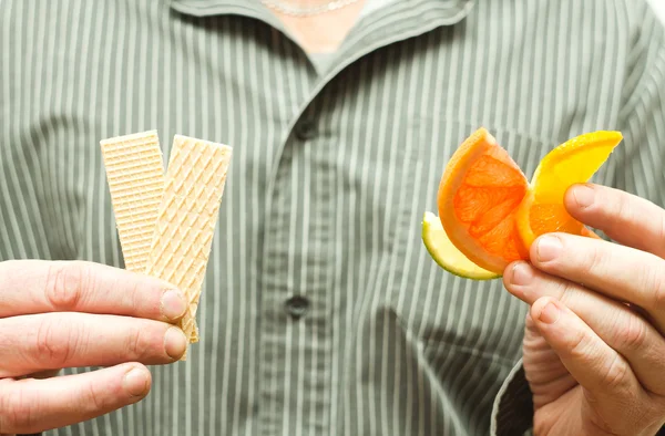 Man with fruit — Stock Photo, Image