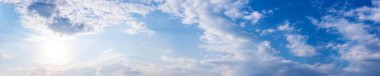 Panorama sky with cloud on a sunny day. Beautiful cirrus cloud.	