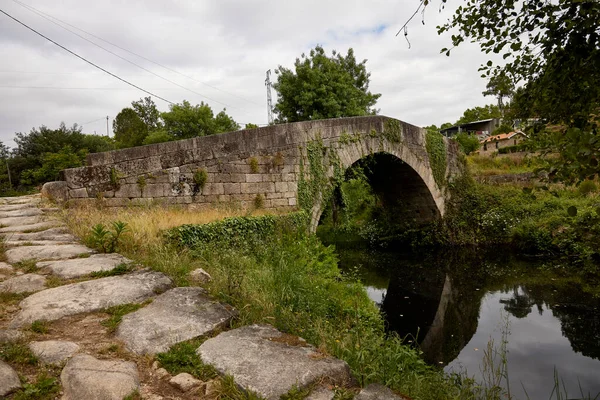 Mondim Basto Πορτογαλία Μαΐου 2022 Γέφυρα Καμπίλ Ρίβερ Μεσαιωνική Πόλη — Φωτογραφία Αρχείου