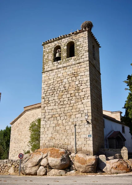 Navarredonda Vila Spain July Church Tower Nest Town Located Sierra — Stockfoto