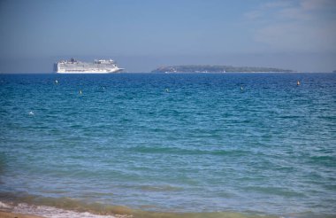 Cannes (Fransa), 24 Ekim 2022. Lerins Adaları. Bu iki ada Cannes sahilinin açıklarında Provence-Alpes-Cte d 'Azur' da bulunur ve tekneyle kolayca ulaşılabilir..