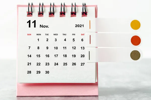 Listopad 2021 Kalendarz Biurko Stole — Zdjęcie stockowe