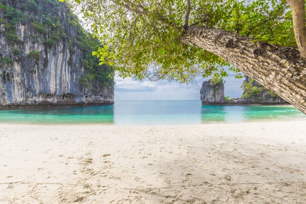 Tropisk Strand Vid Koh Hong Island Krabi Thailand — Stockfoto