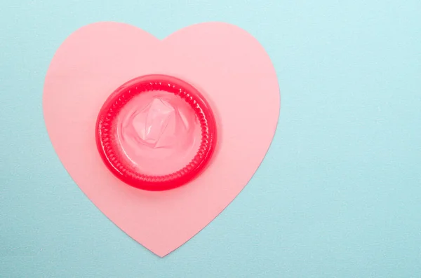 Pink Condom Unpackage Pink Paper Heart Shape Copy Space Your — Stock Photo, Image
