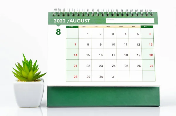 August 2022 Desk Calendar White Background — Stockfoto