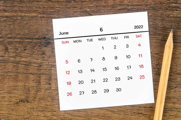 Kalender Van Juni 2022 Houten Potlood Vintage Houten Ondergrond Stockfoto