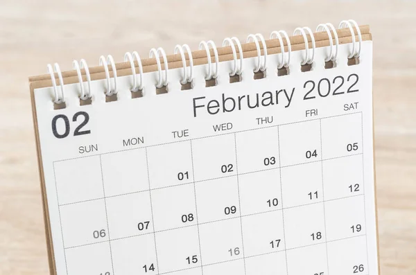 Calendario Escritorio Febrero 2022 Sobre Fondo Madera — Foto de Stock