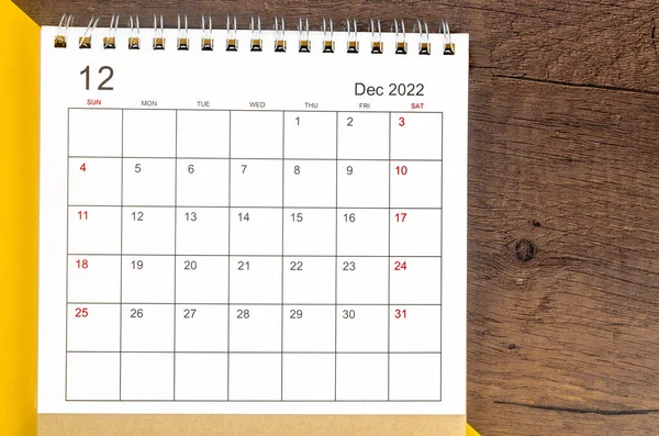 Prosinec 2022 Kalendář Stolu Dřevěném Pozadí — Stock fotografie