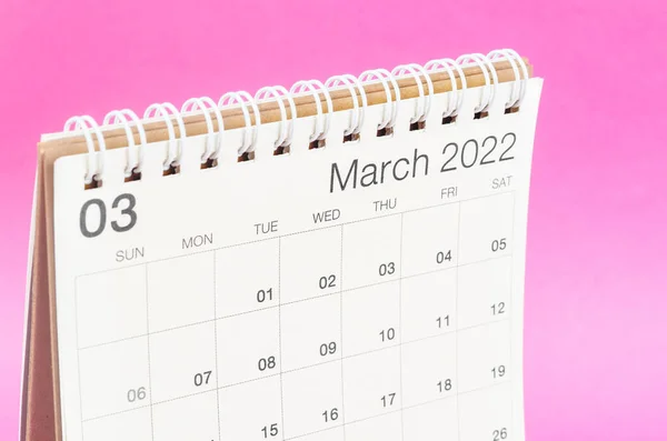 Calendário Mesa Março 2022 Fundo Rosa Com Espaço Vazio — Fotografia de Stock