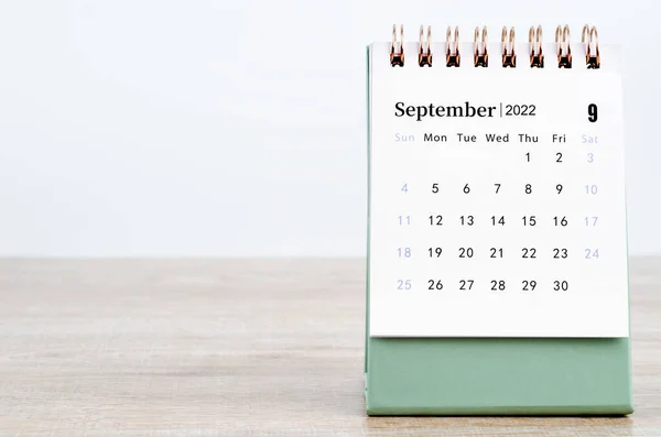 September 2022 Desk Calendar Wooden Background — 图库照片