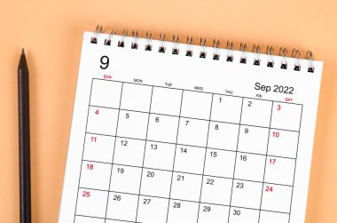 Eylül 2022 masa takvimini kapat.