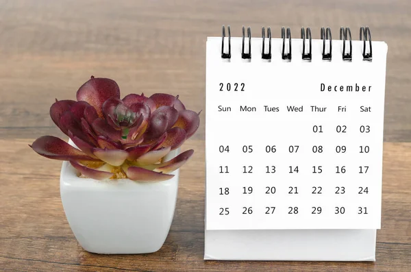 Bureaukalender Van December 2022 Houten Achtergrond — Stockfoto