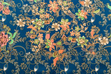 Tayland - 12 Haziran 2022: Tayland 'da Batik Sarong çiçekli, Asya' da geleneksel batik sarong.