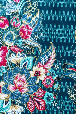 Tayland - 12 Haziran 2022: Tayland 'da Batik Sarong çiçekli, Asya' da geleneksel batik sarong.