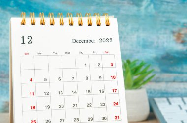 2022 yılı Aralık ayının masa takvimi..