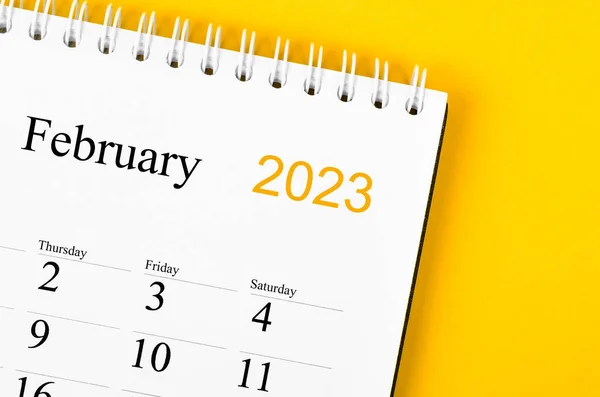 Calendário Mesa Mensal Fevereiro 2023 Para Ano 2023 Fundo Amarelo — Fotografia de Stock