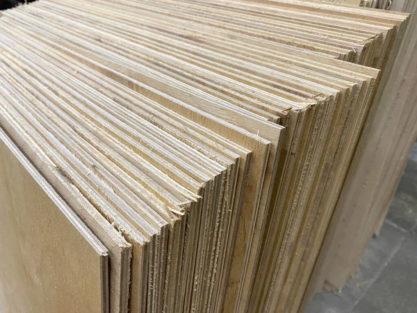 Wooden plywood in stock.Sale of plywood in production. — Stock Photo, Image