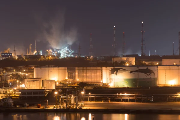 Oil chemical plants — Stock Photo, Image