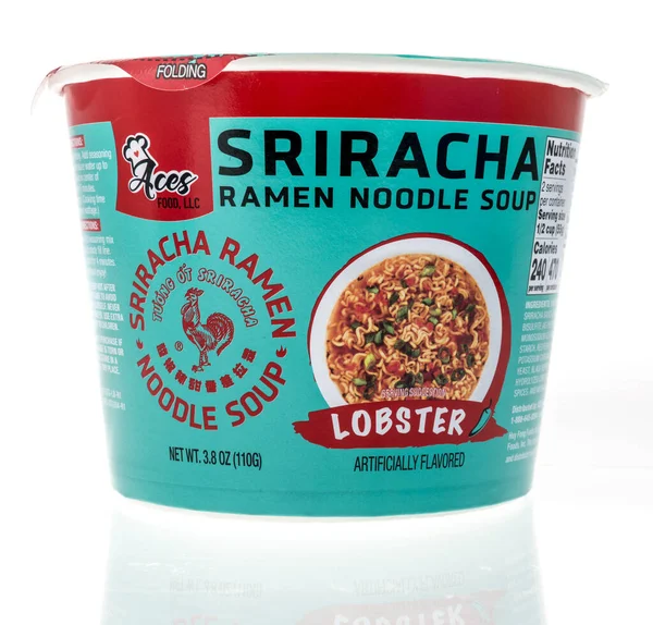 Winneconne September 2021 Een Pakket Van Aces Sriracha Ramen Noodle — Stockfoto