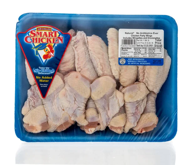 Winneconne December 2021 Package Smart Chicken Air Chilled Chicken Buffalo — 图库照片