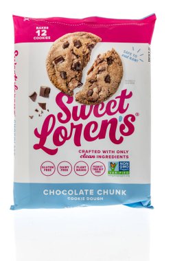 Winneconne, WI -19 Şubat 2021: Bir paket Sweet Lorens çikolatalı kurabiye.