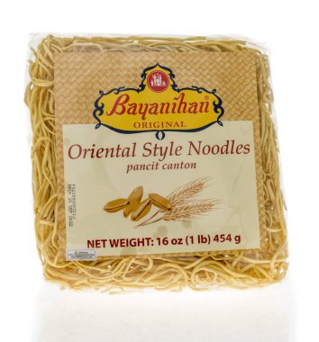 Winneconne, WI -1 Mart 2021: İzole edilmiş bir arkaplanda Bayaninhan doğu usulü erişte kantonu paketi