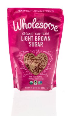 Winneconne, WI -20 Mart 2021: İzole edilmiş bir zemin üzerinde açık kahverengi şeker paketi