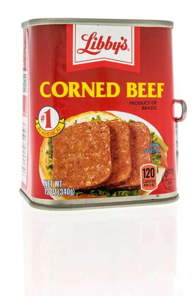 Winneconne, WI -10 Nisan 2022: İzole edilmiş arka planda bir kutu Libbys sığır konservesi