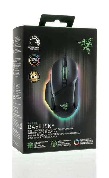 Winneconne 2022年8月18日 Razer Basilisk V3ゲーム用マウスのパッケージ — ストック写真